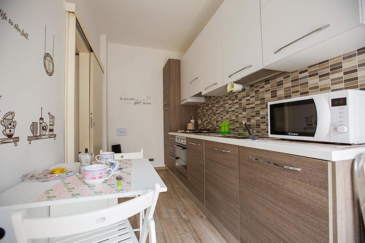 Lorenteggio Studio Apt Milano Exteriör bild