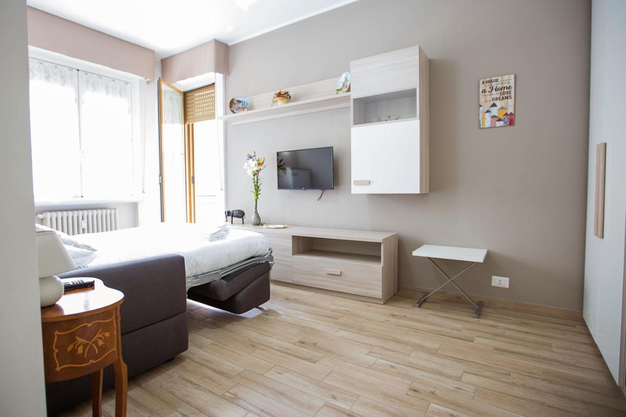 Lorenteggio Studio Apt Milano Exteriör bild